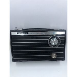 Broadmoor Radio  Model P206 for parts/ display. Nostalgic. Not Working. Rare